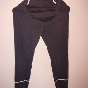 Woman's athletic wear leggings